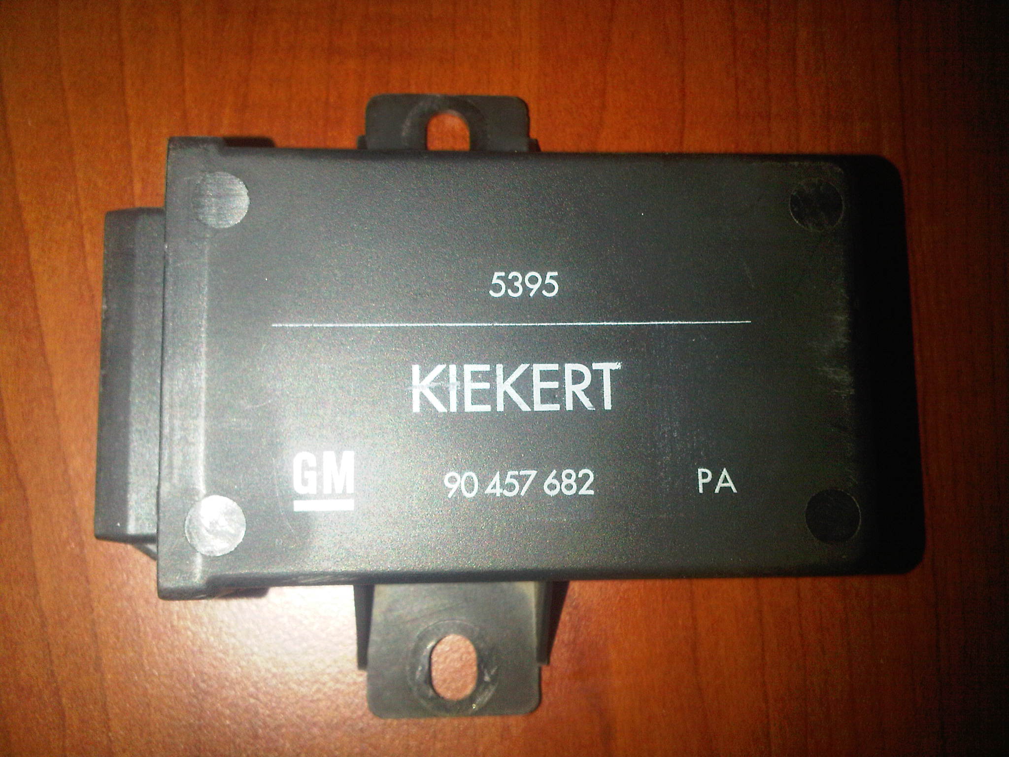 OPEL ASTRA F CALBRA CORSA B ASTRA CLAS  TGRA A  SENATOR   OMEGA A  VECTRA A MERKEZ KLT BEYN 1237517  90457682  1237308  90337364