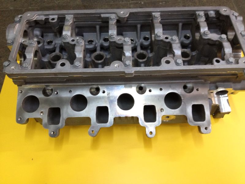 VW-AUD-SEAT-SKODA 03L103373J - 03L 103 373 J   V060 CFF  ENGINE CODE  - 2.0TD  AUDI A3 - VW - GOLF - SEAT - SKODA - PASSAT SLNDR KAPAI (CYLINDER HEAD )