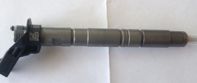 VW - AUDI COMMAN RAIL DIESEL ENJEKTR (INJECTOR) 057130277AM BOSCH  0445117020 